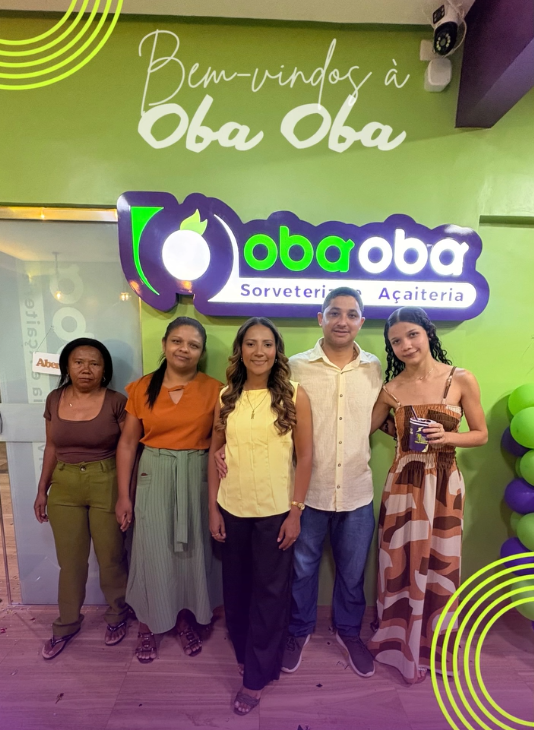 Um geladinho na mão — foto enviada pela Oba Oba